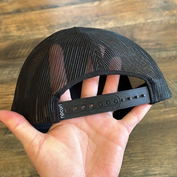 Ripcurl Low Profile Paisley Floral Baseball Cap - Picture 2 of 4